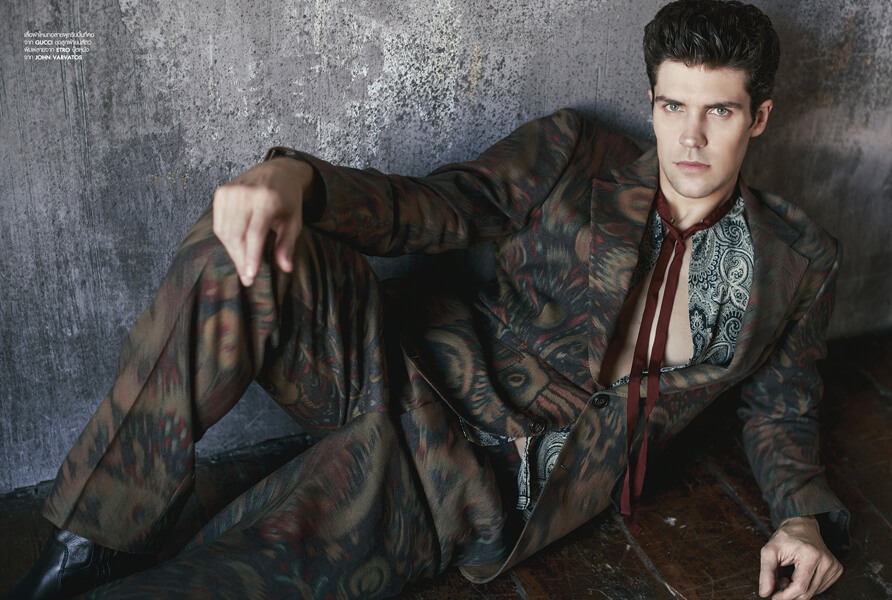 Roberto Bolle, fashion, magazine, l'Officiel, Hommes, Anna Neretto, Silvia Sadecka, Alessio Migliardi, artist, talent, dance