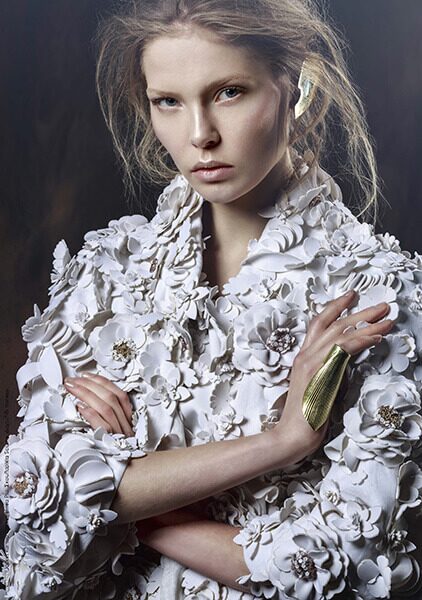 Simply Woman — L'Officiel Hellas — immagine 3 di 8